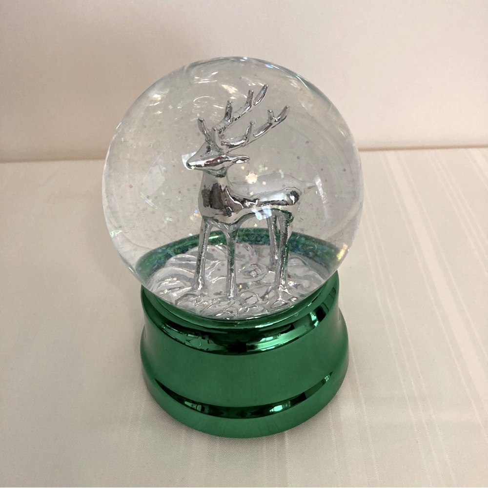 Silver Deer Musical Snow Globe Plays “I Wish You A Merry Christmas”